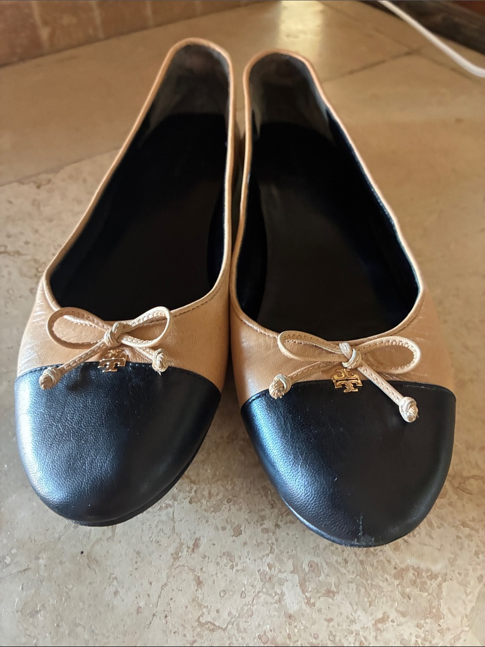 Tory Burch Two-Tone Black and Beige Leather Bow Ballet Flats